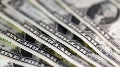 Dollar Edges Higher As Bond Sell-Off Resumes Amid No Progress In U.s.-Iran Talks