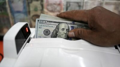 Dollar Set To Weaken Long-Term, Europe Has Work To Do, Jpmorgan Am, Euroclear Execs Say
