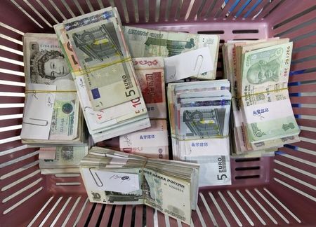 Rbi Plans To Expand Digital Rupee Use In Welfare And Cross-Border Deals Lynxnpeb7I0Ru M