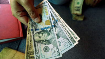 Fed Officials Debate Extending Dollar Swap Lines To Global Central Banks