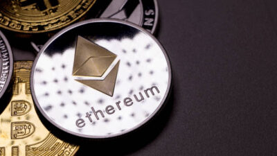 Ethereum Near Make-Or-Break Support As Selling Pressure Intensifies