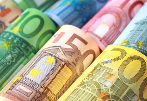 Eur/Usd Reclaims 1.1600, But Can Bulls Extend Gains? F Eur168