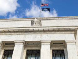 Fomc Minutes In Focus Amid Iran Tensions And Higher Yields