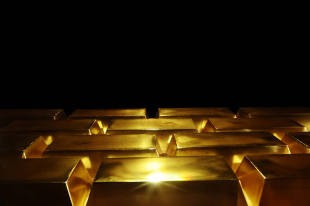 Gold Slips As Wti Crude Oil Rally Gains Fresh Momentum F Gold71