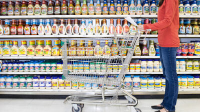 Us: Consumer Spending Remains Soft In April Amid High Gas Prices 
