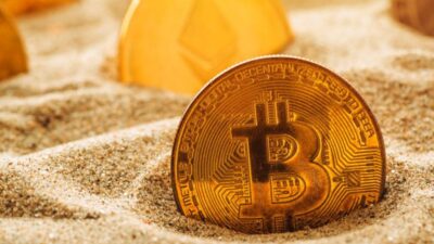 Traders Push Bitcoin To The Lowest Level Going Back To October 2024. Stocks Reach New Lows