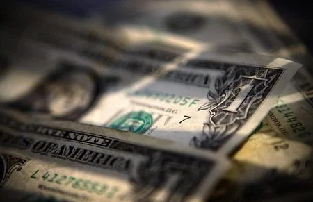 Canadian Dollar Falls To Eight-Week Low On Trade Tensions Lynxnpec2117P M
