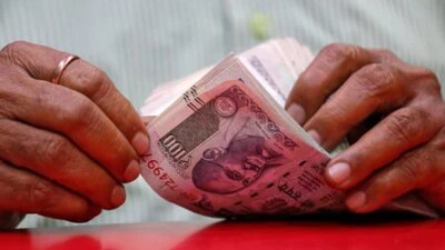 Asia Fx Climbs, Dollar Dips On Us-Iran Truce; Key Central Bank Meetings Loom Lynxnpef140Zj M