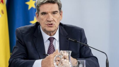 Ecb Policymaker Escriva Says The Ecb Needs To Monitor For Second-Round Effects On Wages Luis20Escriva Id 3Cd67961 F389 4Be2 8A49 Aa46837136Fa Size975