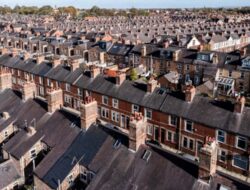 Uk May Halifax House Prices -0.1% Vs +0.1% M/M Expected