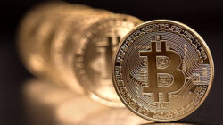 Bitcoin At The 200-Week Ma Hints At A Long Winter 4 Bitcoin At The 200-Week Ma Hints At A Long Winter F Bitcoin40