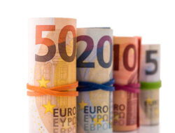 Eurusd Looks For Direction Signal To End Extended Sideways Mode