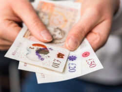 Gbp/Usd Remains Under Pressure Despite Attempts To Recover
