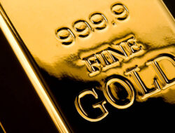 Gold Surges 2% Since Week Opening Amid Geopolitical Shifts And Fed Expectations