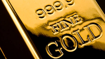Gold Surges 2% Since Week Opening Amid Geopolitical Shifts And Fed Expectations