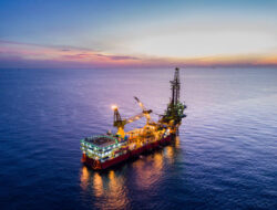 Brent Oil – Bears May Take A Breather Above 200Dma
