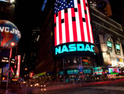 Dip Buyers Spark Tech Rebound On Weak Market Breadth