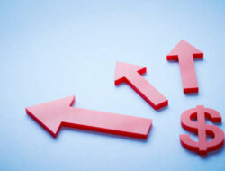 The Dollar Outperforms Its Rivals