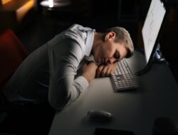 A 2 A.m. Alert, A Bad Night’s Sleep And A £25 Revolut Payout