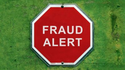 Poland, Ukraine Joint Raids Shut Down Fake Trading Scheme That Hit Thousands Of Investors Warning Fraud 880 400 Id B283540C 440C 4F65 8303 2B060C7F44Db Size900