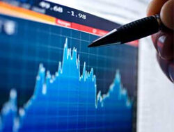 Baltic Dry Index Falls To Over 2-Week Low