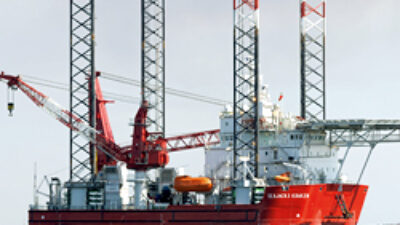 U.s. Oil Rig Count Slips To 450, Signaling Sl... 1784914627 3