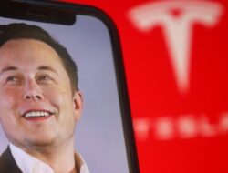 Tesla Stock Breaks Key Support After Earnings As Ai Spending Drains Cash