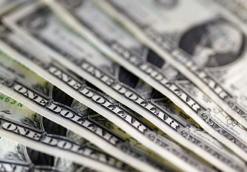 Canadian Dollar Weakens As Inflation Data Cools Rate Hike Bets By Investing.com Lynxmpecam0Zh L