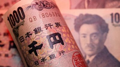 Yen Pinned Near 40-Year Low In Test Of Tokyo’s Intervention Resolve