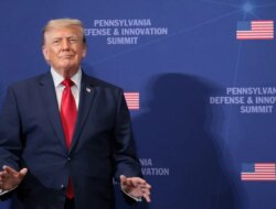 Us Mint Will Produce $1 Coin With Trump’s Image, Treasury Secretary Says