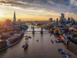 Noor Capital Uk Turnover Falls 83% In 2025 As Broker Swings To Annual Loss