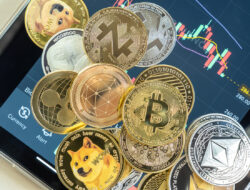Crypto Holds Firm Despite Tech Sell-Off