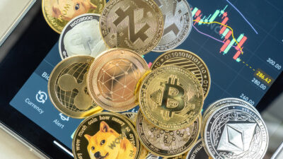 Crypto Holds Firm Despite Tech Sell-Off 16 Crypto Holds Firm Despite Tech Sell-Off F Bitcoin54