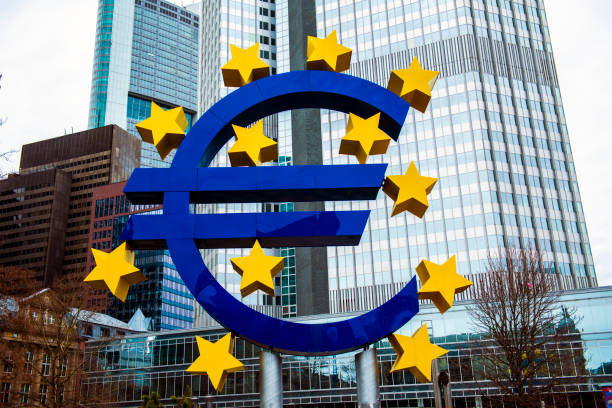 Ecb Preview: Ecb On Hold, But Not For Long F Ecb41
