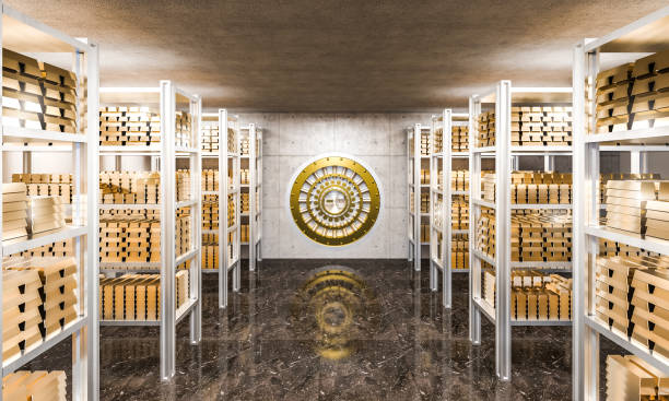 Gold Declines: Fed Policy And Geopolitics Weigh F Gold90