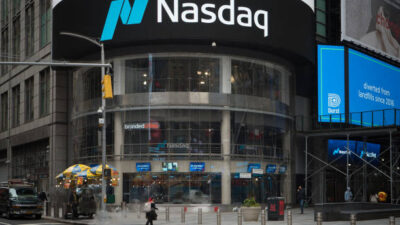 Nasdaq 100: Is This The Correction Traders Have Been Waiting For? F Stocks146