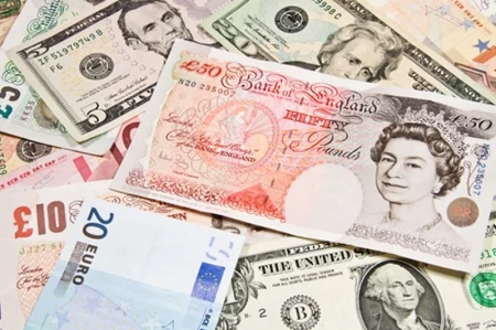 Sterling Today: Pound Rises As Dollar Slides On Treasury Buyback Signal Gbp M 1440047878