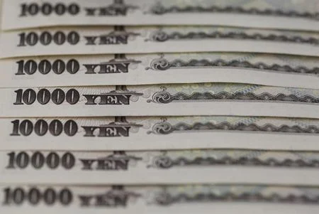 Yen Slips But Holds Most Gains After Us-Japan Intervention Lynxmpea6L0Eu M
