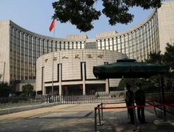 Zimbabwe Delays Move To Single Currency Amid Stability Concerns