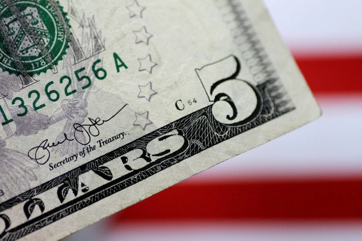 Rand Holds Near Five-Month High Despite Mining Output Drop Lynxmpem4O1Oj 1200 L