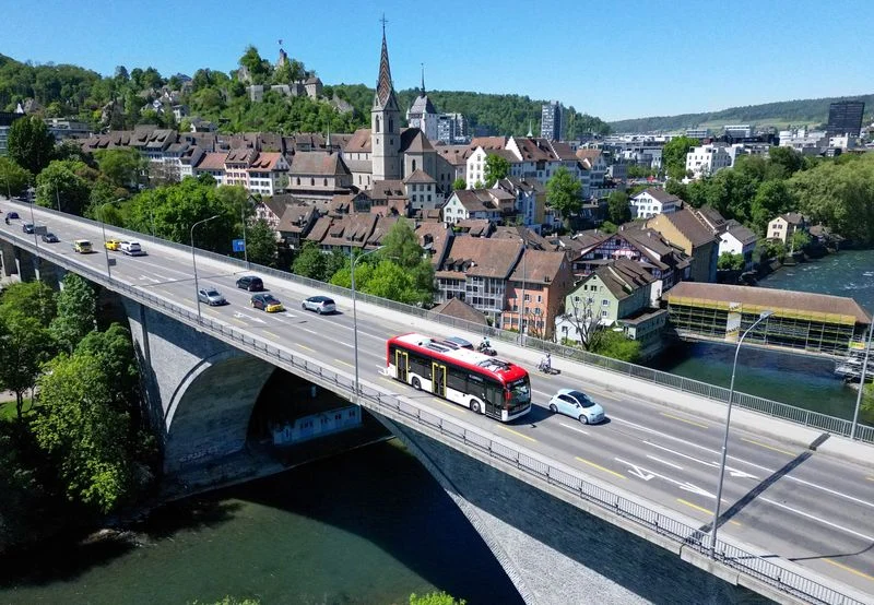 Analysis-Investors Set Sights On Swiss Franc For Popular Carry Trades After Yen Intervention Lynxmpem7I06M L