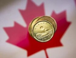 Canadian Dollar Slips As Trade Tensions Weigh On Loonie