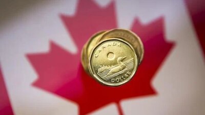 Canadian Dollar Slips As Trade Tensions Weigh On Loonie Lynxnpeb960Ns M