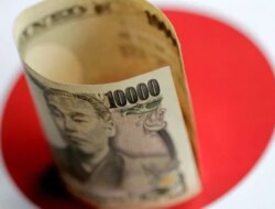 Asia Fx, Dollar Tread Water Ahead Of U.s. Cpi; Hormuz Tensions Lift Oil