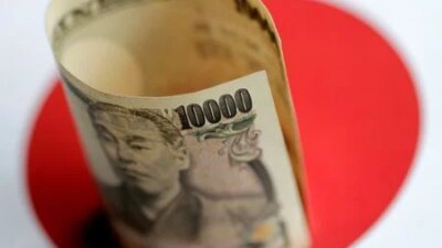 Asia Fx, Dollar Tread Water Ahead Of U.s. Cpi; Hormuz Tensions Lift Oil Lynxnpee4M041 M