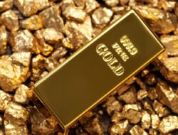 Gold Price Stalls Below Trend Line For Fifth Day As Xau/Usd Holds $4,400