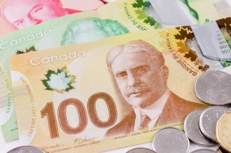 Canadian Dollar Weakens As Trade Tensions And U.s. Inflation Weigh Canada M 1440050251