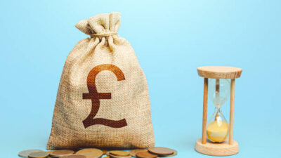 Gbp/Usd Under Pressure: Pound Lags Behind Peers F Gbp178