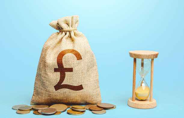 Gbp/Usd Under Pressure: Pound Lags Behind Peers F Gbp178