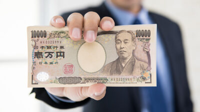 Usd/Jpy In Positive Territory: Yen Gives Back Intervention Gains F Jpy51